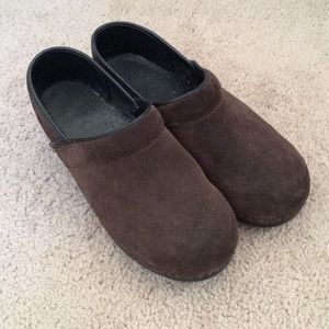 Dansko Suede Brown 39